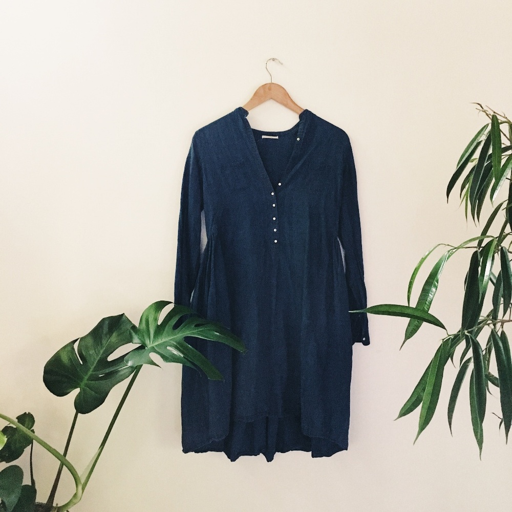 Injiri Chambray Long Sleeve Dress